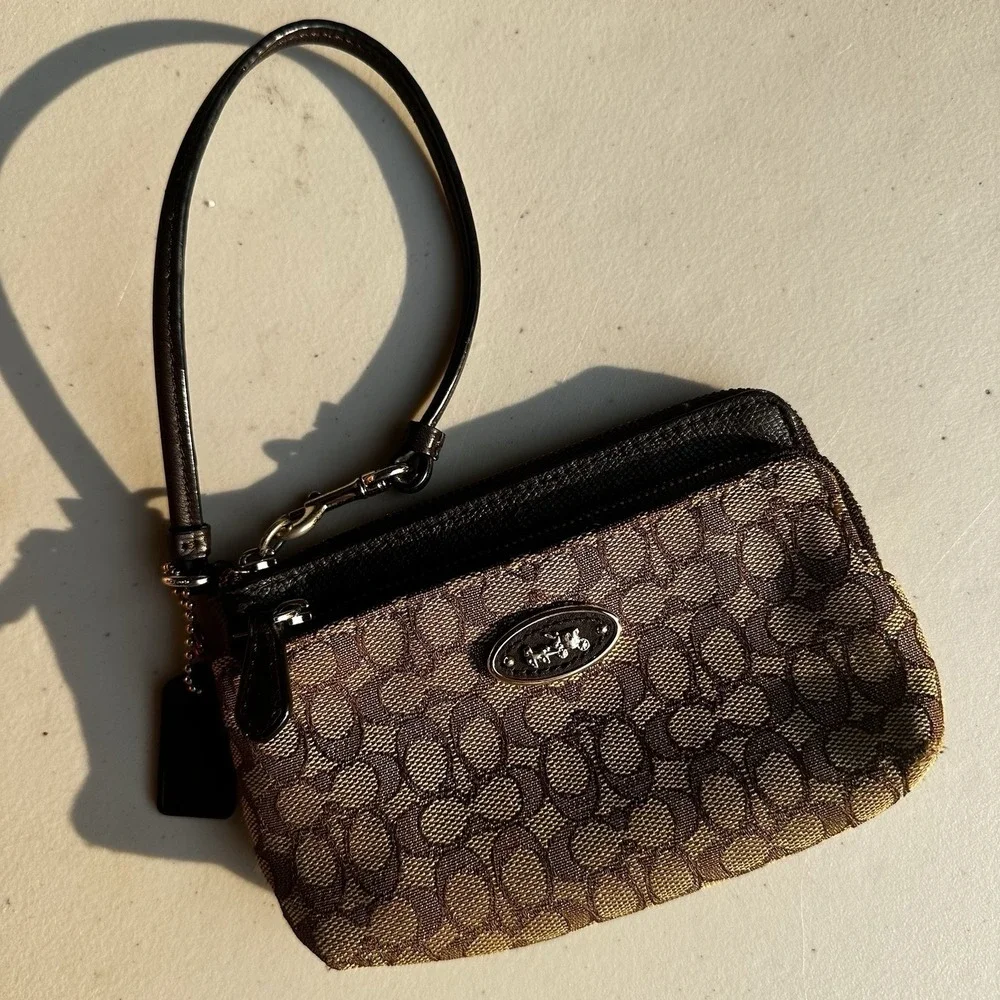 Coach Double Zip Signature Canvas Wristlet Wallet Pouch Brown Khaki EUC